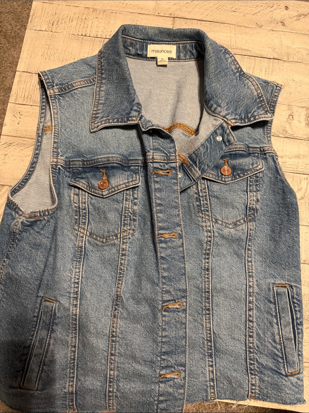 Maurice’s Jean Vest size large